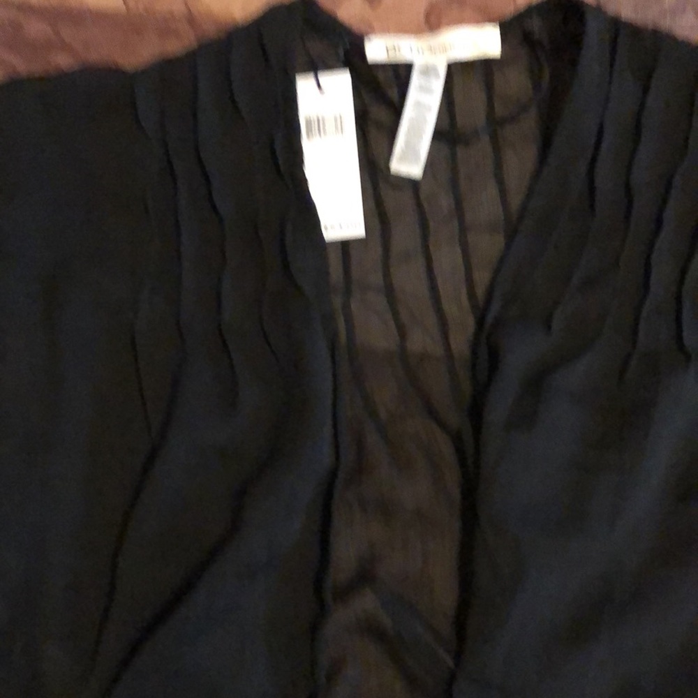 BCBGeneration  RUFFLE KIMONO ROBE - Picture 8 of 11